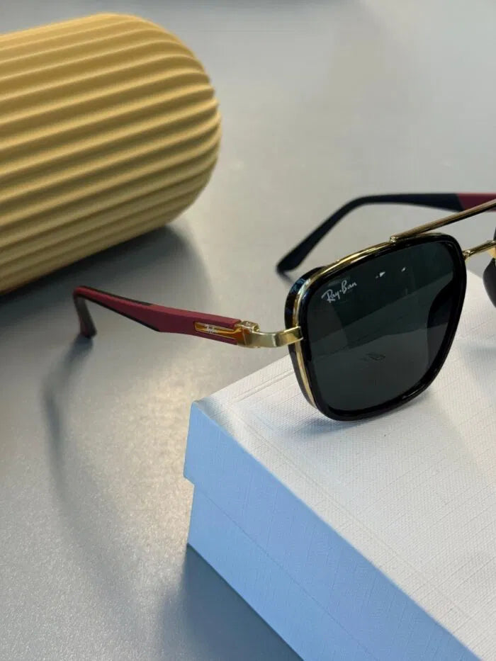 Ray-Ban Retro Square – Altın Krom – Bordo Detaylı Siyah Güneş Gözlüğü
