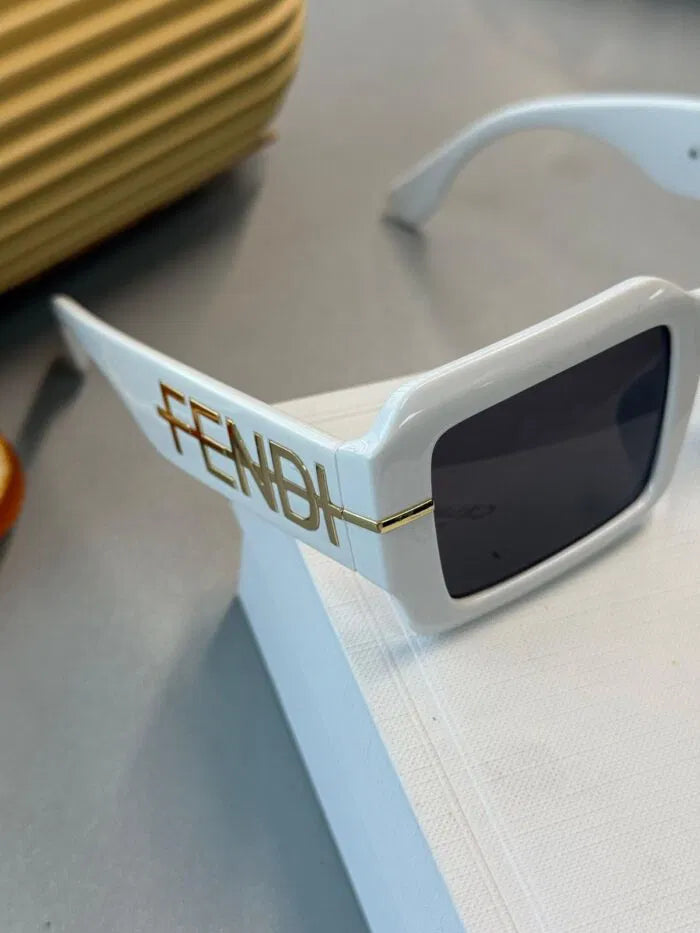 Fendi Fendigraphy Güneş Gözlüğü – Beyaz