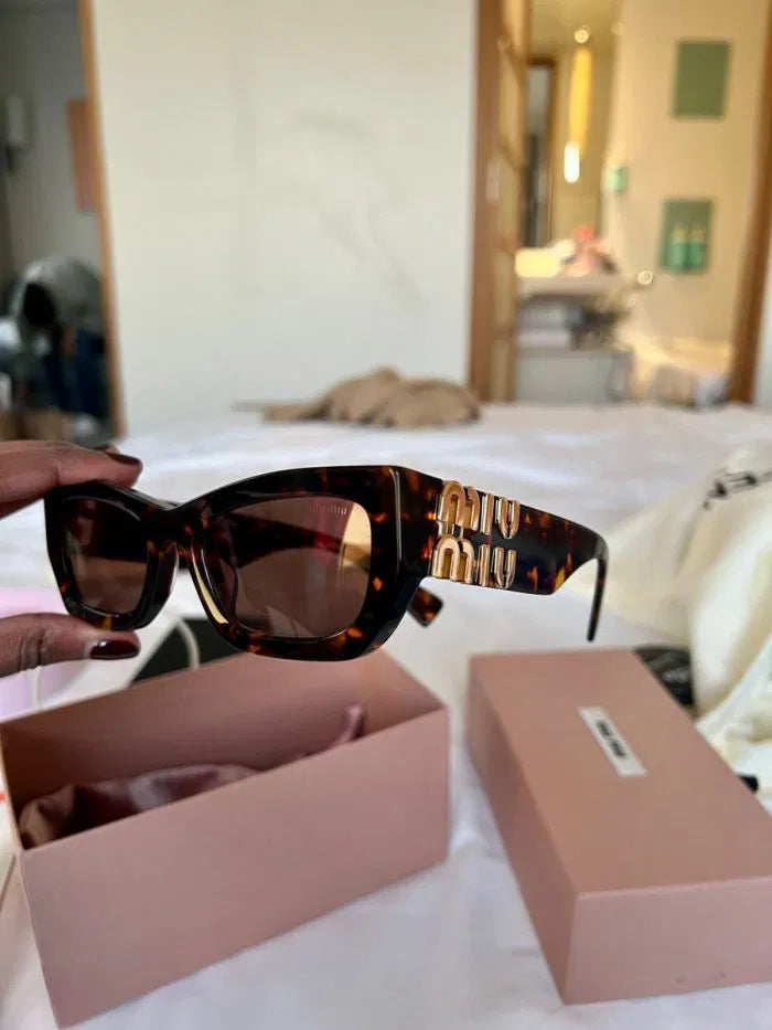 MIU MIU 09WS 1AB5S0 Kahverengi Kadın Güneş Gözlüğü