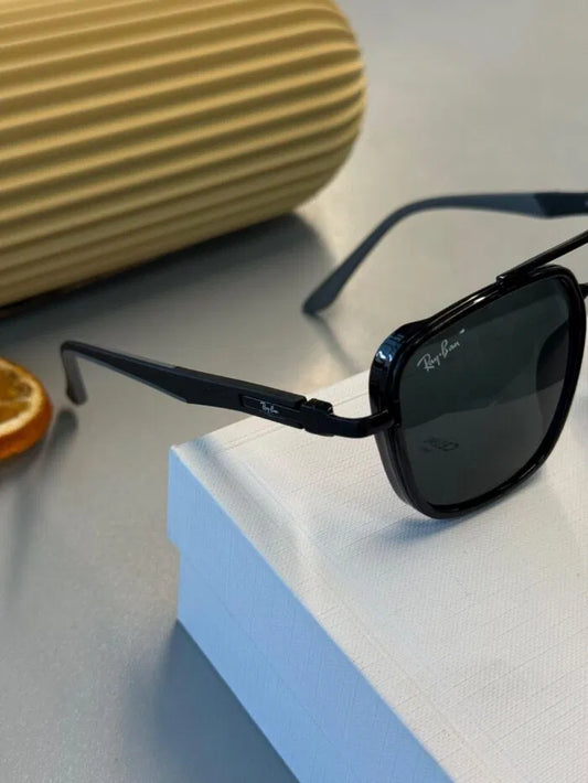 Ray-Ban Retro Square – Siyah – Koyu Yeşil Güneş Gözlüğü