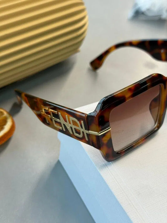 Fendi Fendigraphy Güneş Gözlüğü – Leopar